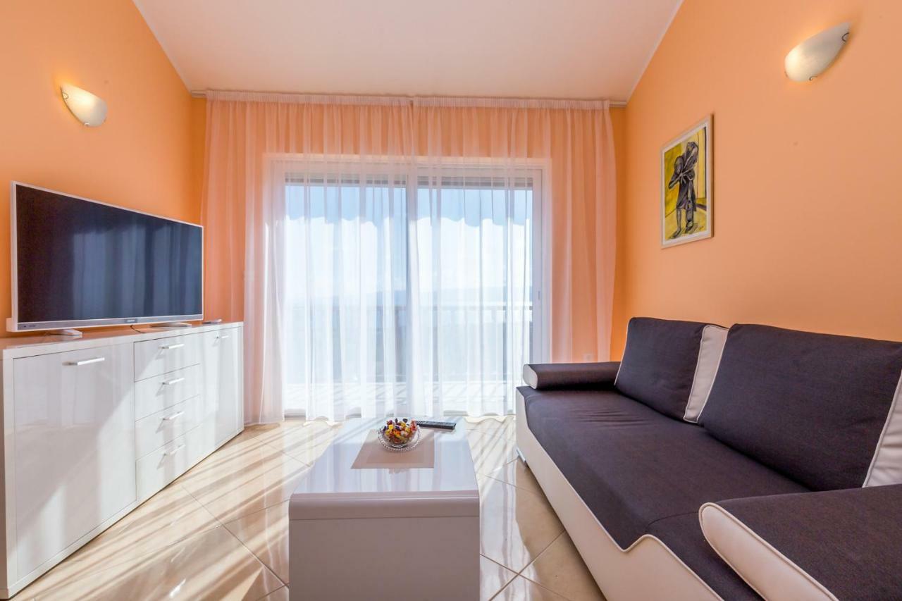 Luxury Apartments Kostrena With Pool Экстерьер фото