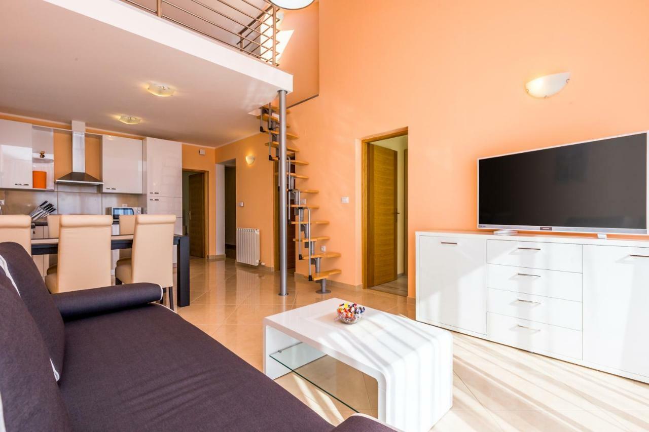 Luxury Apartments Kostrena With Pool Экстерьер фото