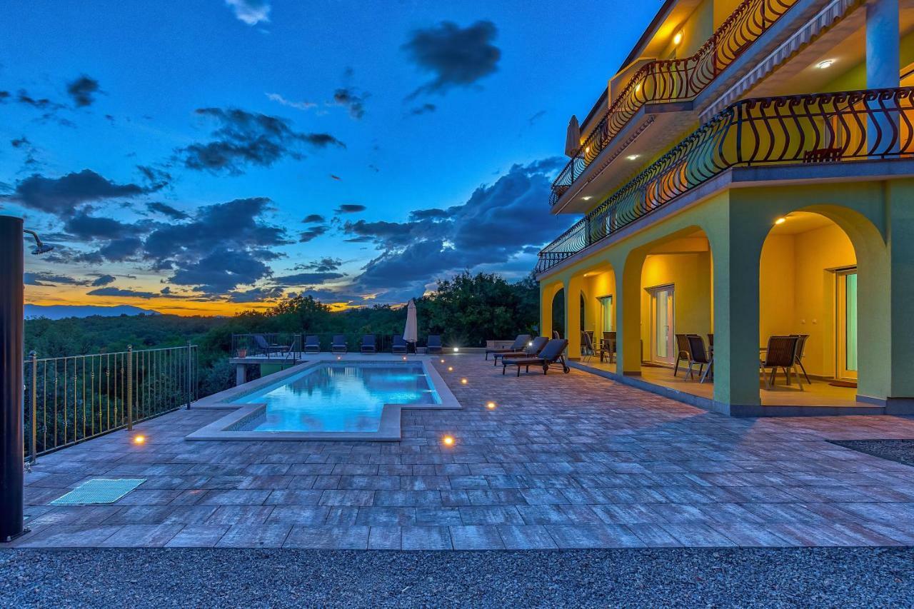 Luxury Apartments Kostrena With Pool Экстерьер фото