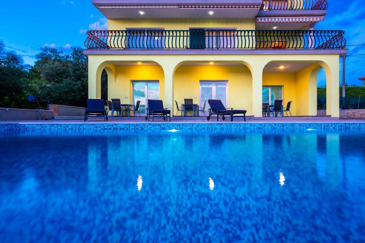 Luxury Apartments Kostrena With Pool Экстерьер фото