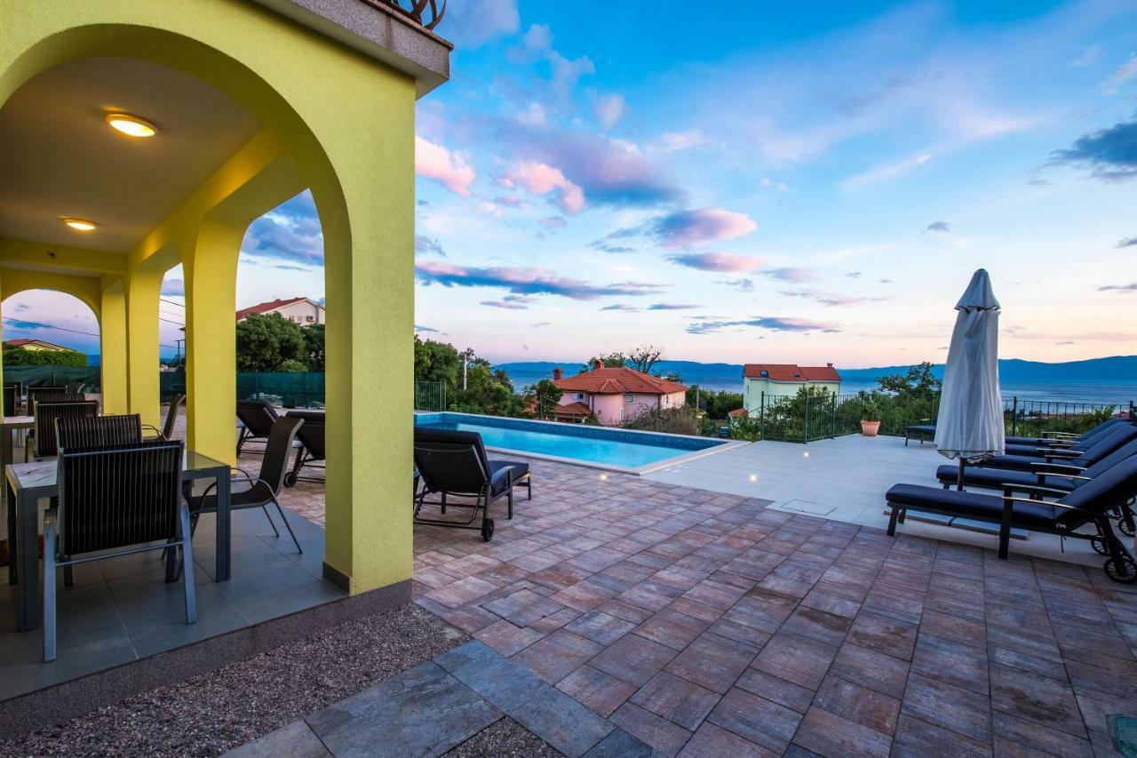 Luxury Apartments Kostrena With Pool Экстерьер фото