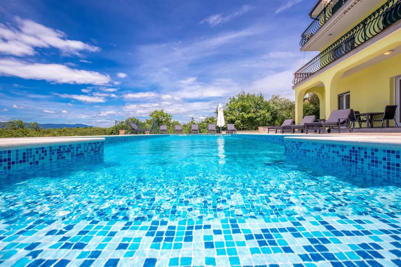 Luxury Apartments Kostrena With Pool Экстерьер фото